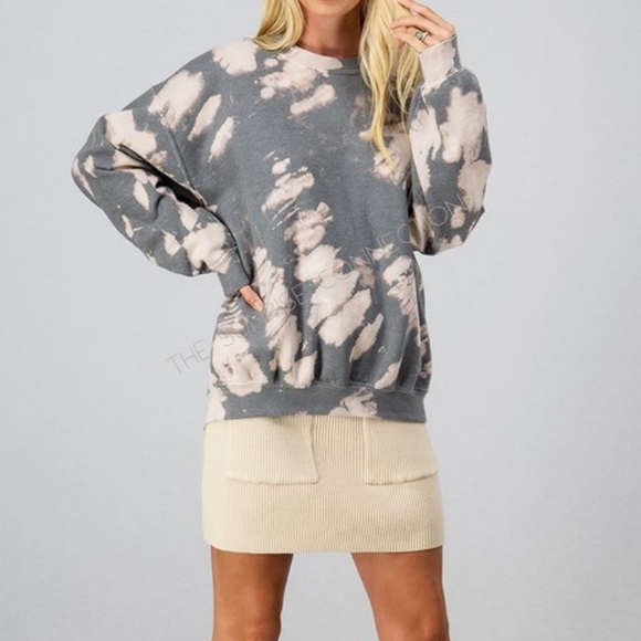 Coming Soon 🔥 Oversized Fleece Sweatshirt - Picture 3 of 3